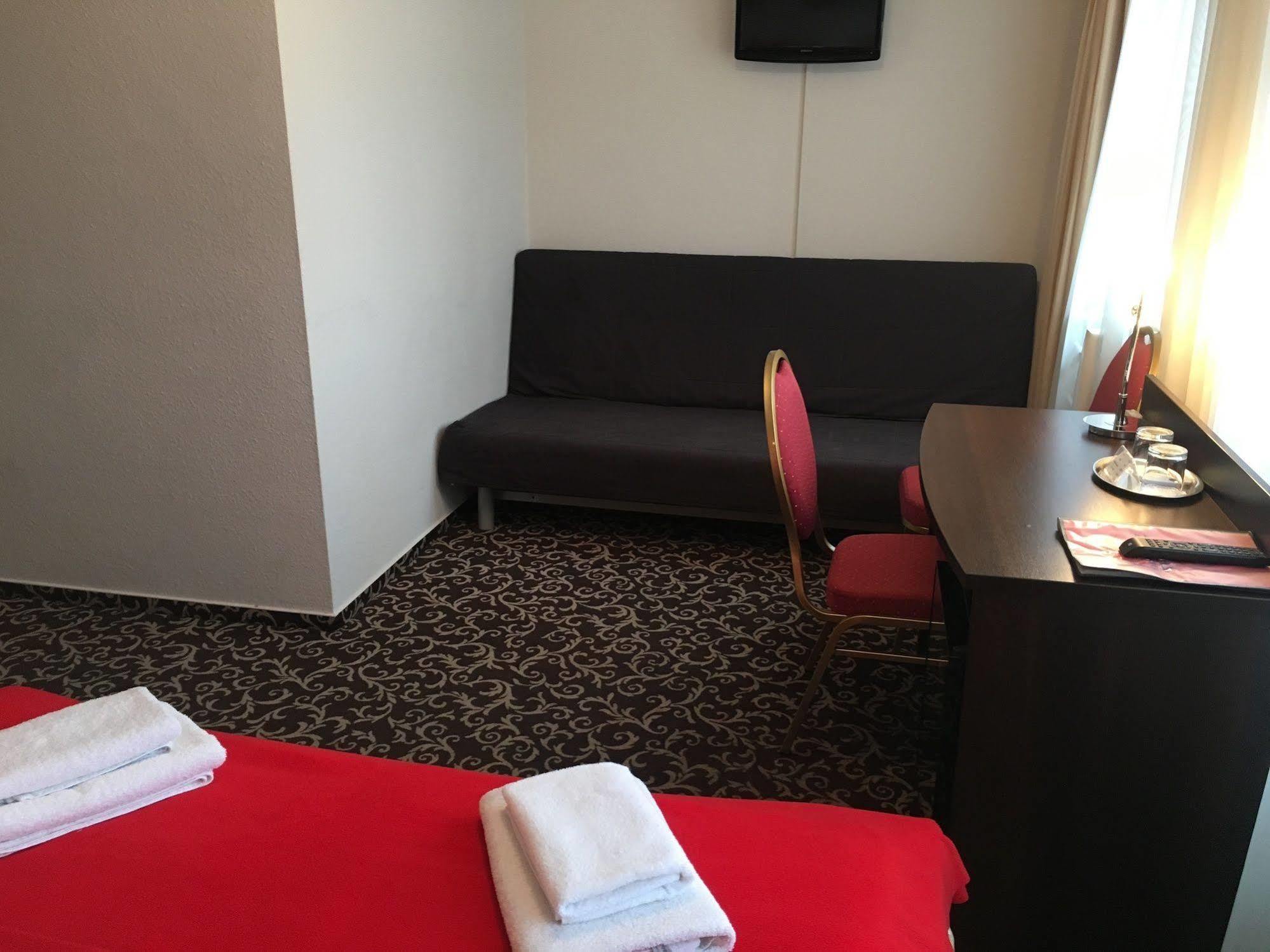 Atlas Berlin Hotel Екстер'єр фото