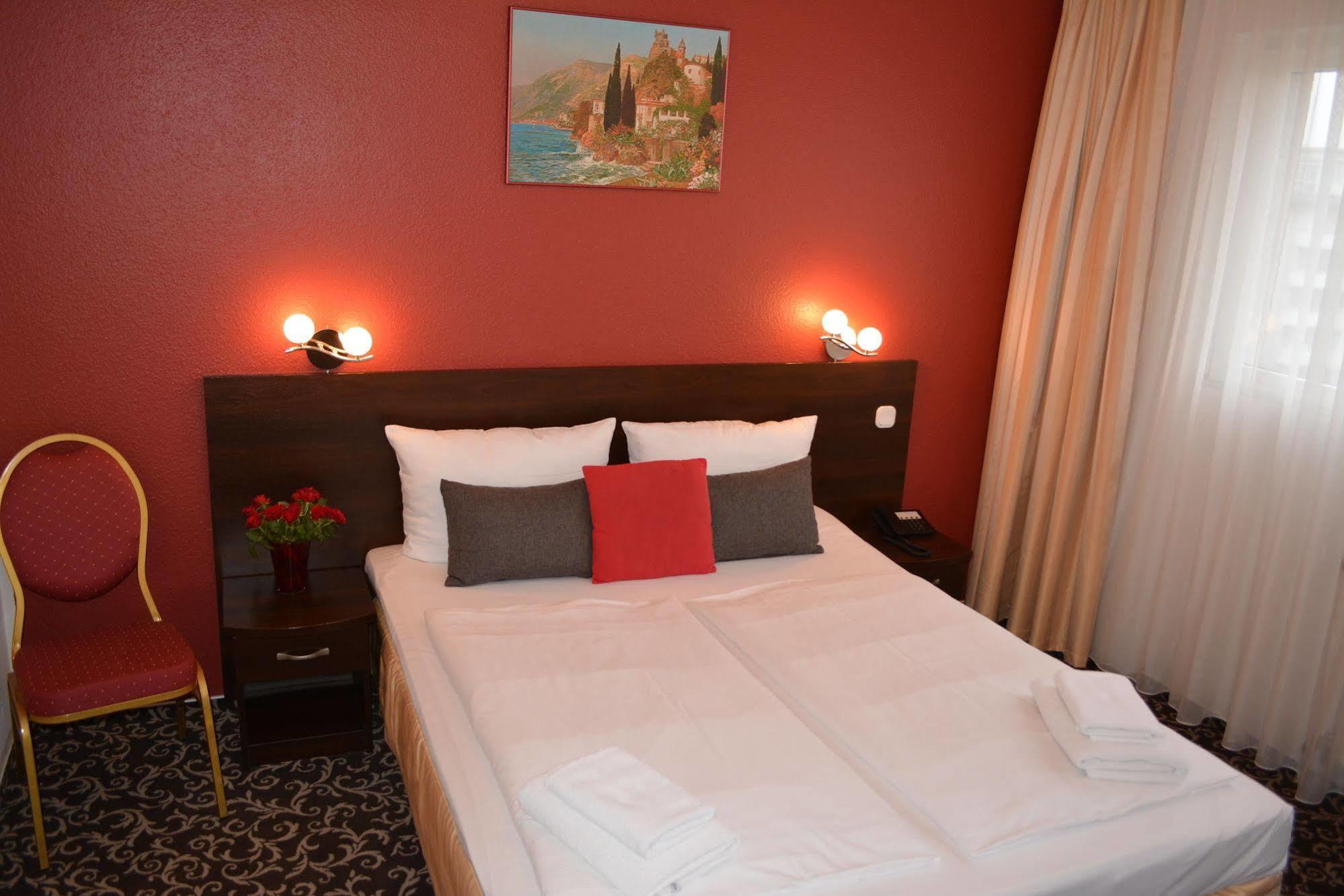 Atlas Berlin Hotel Екстер'єр фото