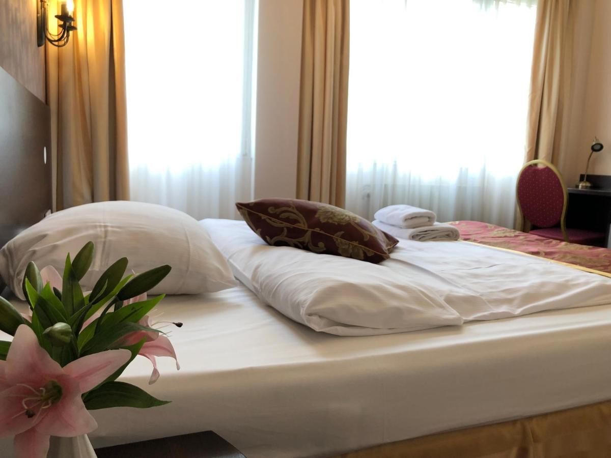 Atlas Berlin Hotel Екстер'єр фото